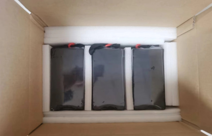 Zenbat irauten dute egoera solidoko pilek?