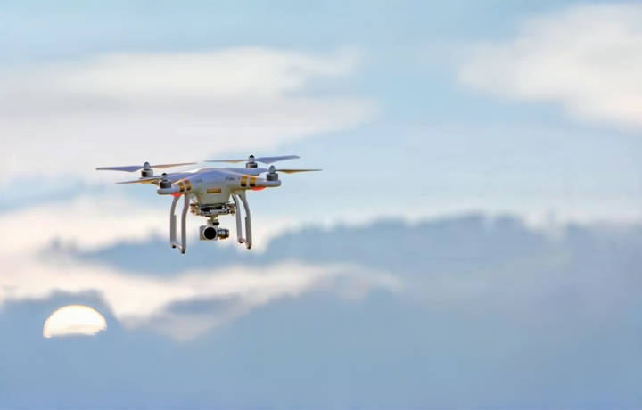 Droneen baterietan eta energia-eraginkortasunean egindako aurrerapenak