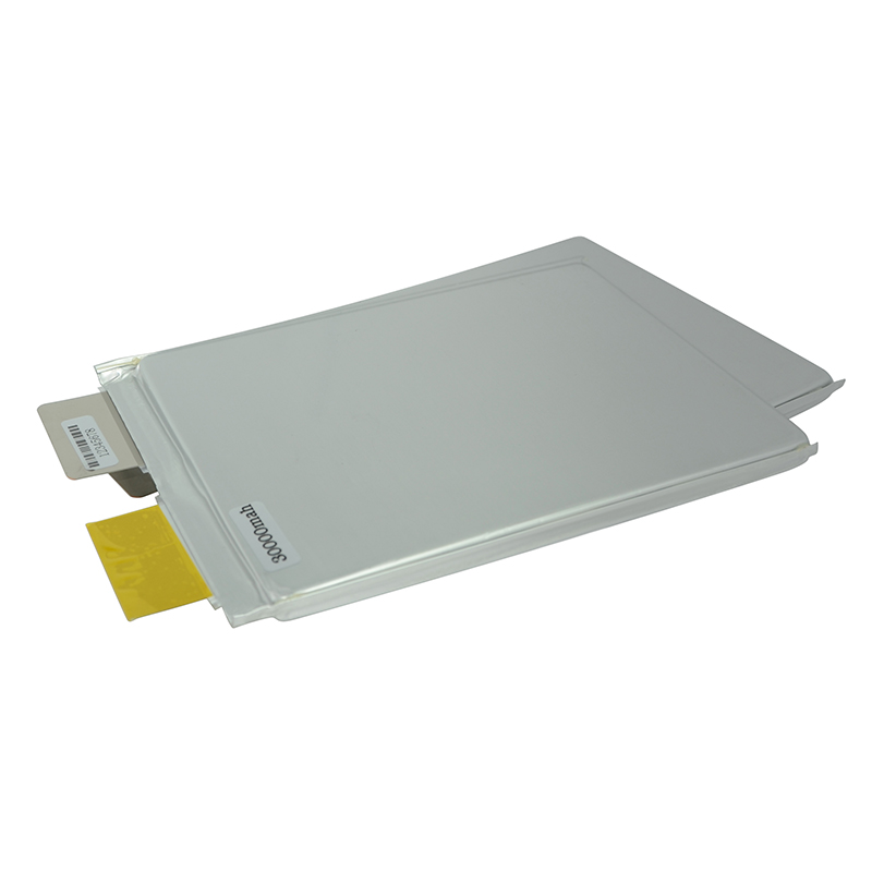 Drone egoera solidoko bateriak eguraldi hotzeko hegaldietarako